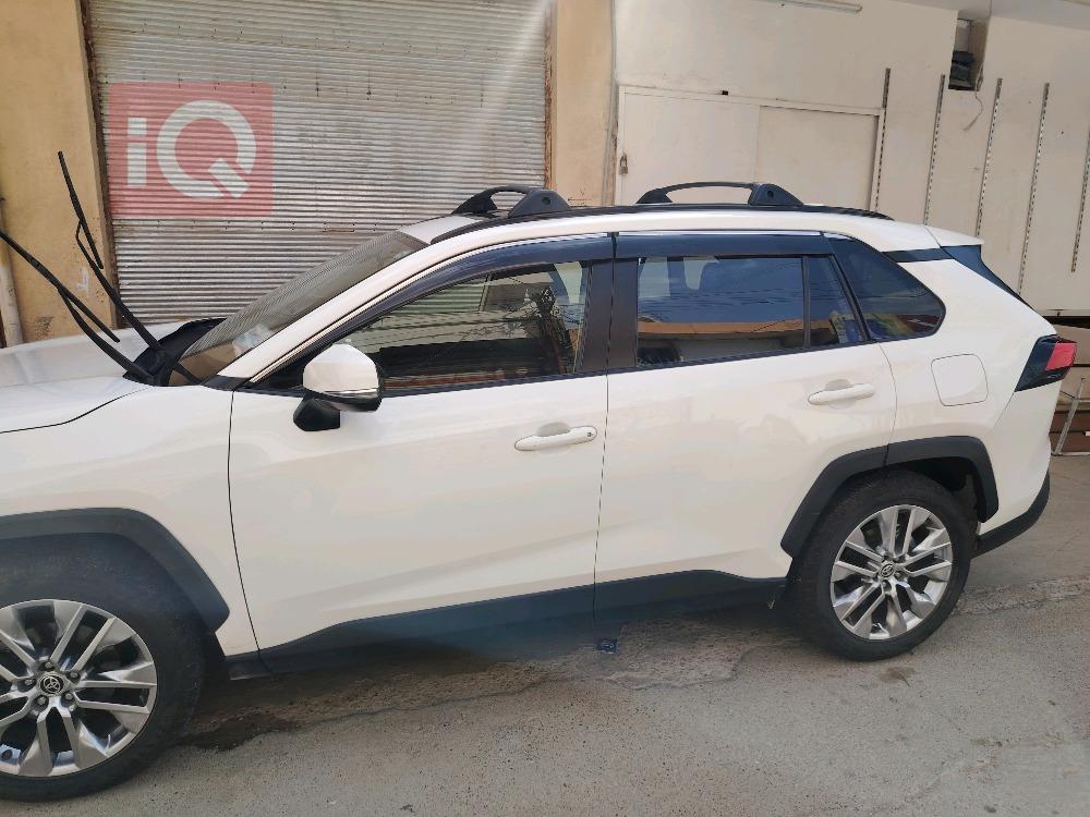 تويوتا راف 4